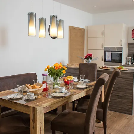 Living Schoenwies Apartment