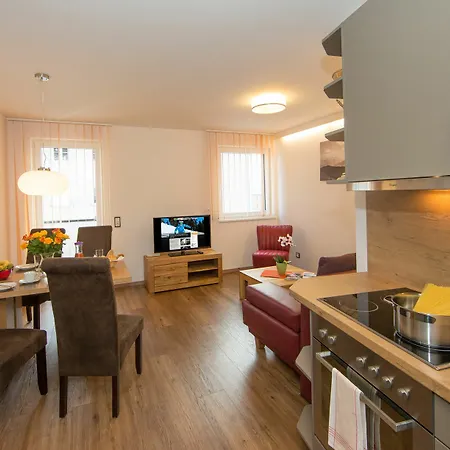Living Schoenwies Apartament *