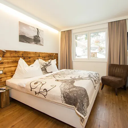 Living Schoenwies Apartment
